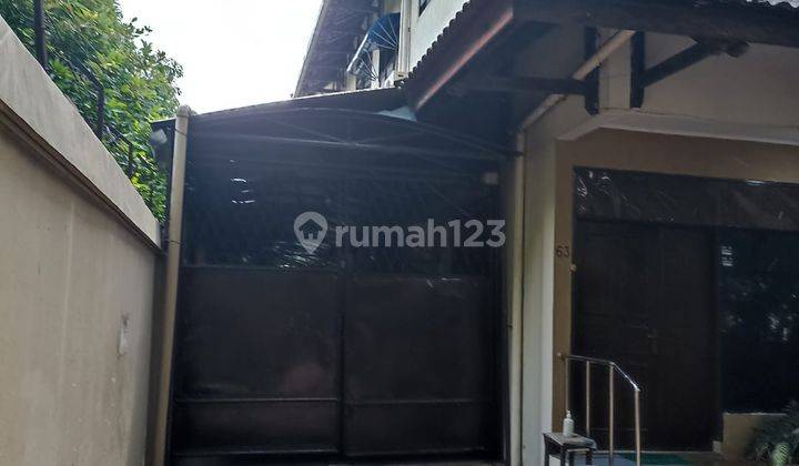 Dijual Cepat dan Murah Rumah dengan Lahan Luas di Ciracas Jakarta Timur 2