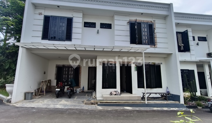 Jual Rumah Murah Dalam Cluster Lebak Bulus Fasilitas Pool 