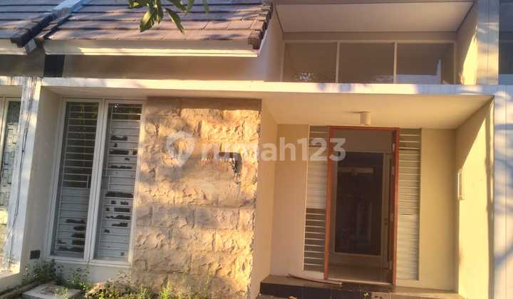 Rumah Siap Huni Disewakan di Northwest Park Rumah Siap Huni Disewakan di Northwest Park