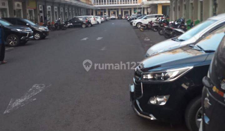 Ruko Hoek 3 Lantai Siap Huni di Sinpasa Summarecon Bekasi

 2