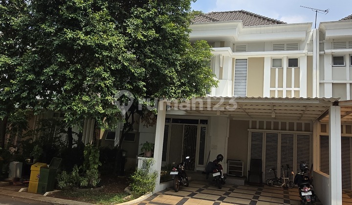 Rumah Murah Rapi Siap Huni di Cluster Vernonia Summarecon Bekasi