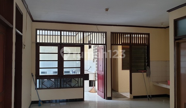 Rumah Depan Taman Kartini Bekasi 3