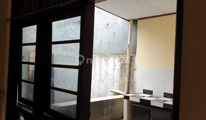Rumah Depan Taman Kartini Bekasi 5