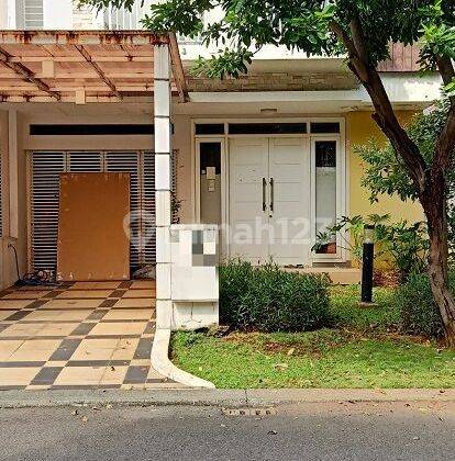Rumah  di Cluster Acasia Summarecon Bekasi 1