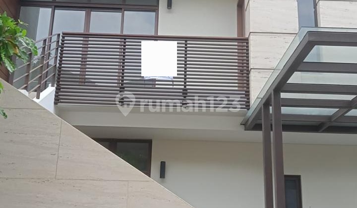 Rumah Murah di Cluster Mewah Summarecon Bekasi