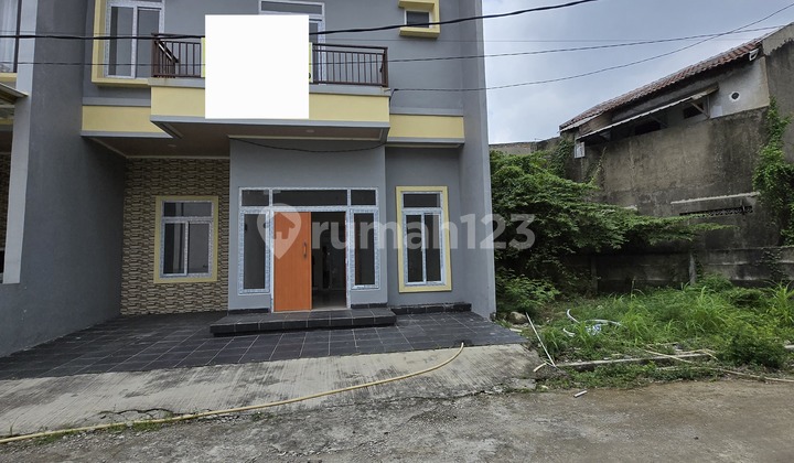 Affordable House Strategic Location Ready to Occupy Bekasi