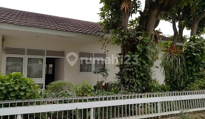 Rumah di Pinggir Jalan Juanda Bekasi