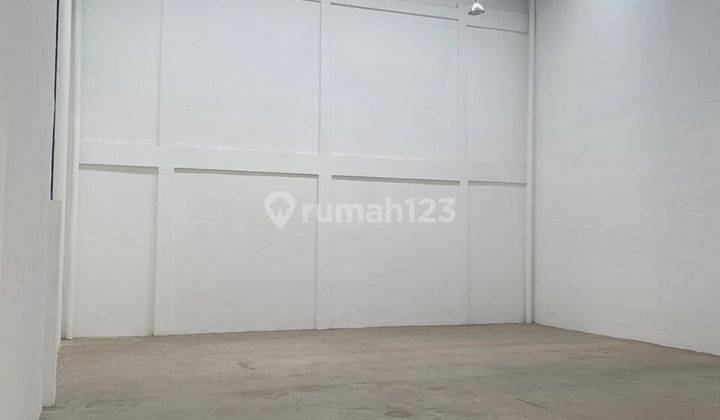 Gudang Siap Pakai 2 Lantai di Multi Bizpark Bekasi 12
