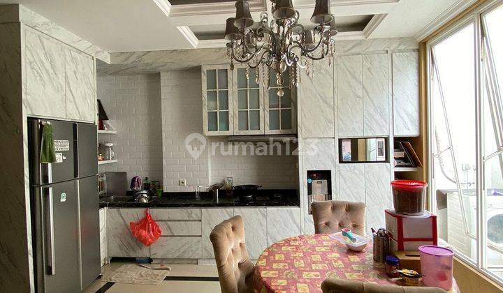 Dijual Rumah Ciamik Full Renov Semi Furnish di Cluster Acacia Summarecon Bekasi 2