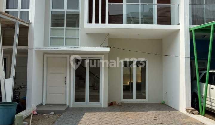 Dijual Rumah Siap Huni di Grand West Residence Bekasi Utara 