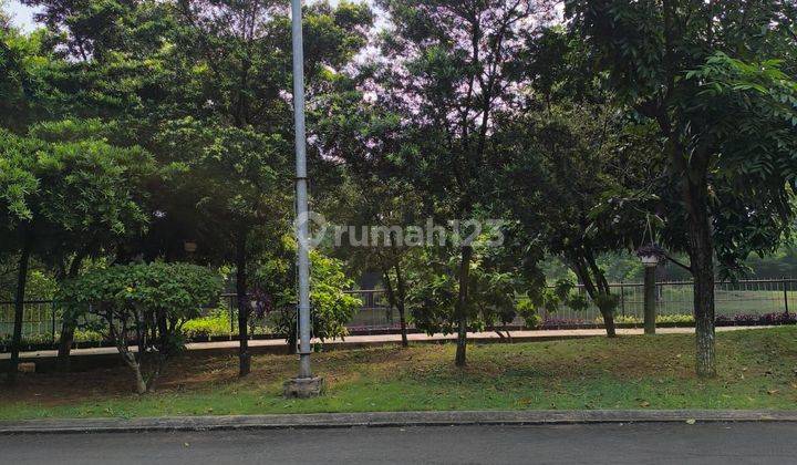 Jarang Ada Rumah Premium Dekat Danau di Summarecon Bekasi 2