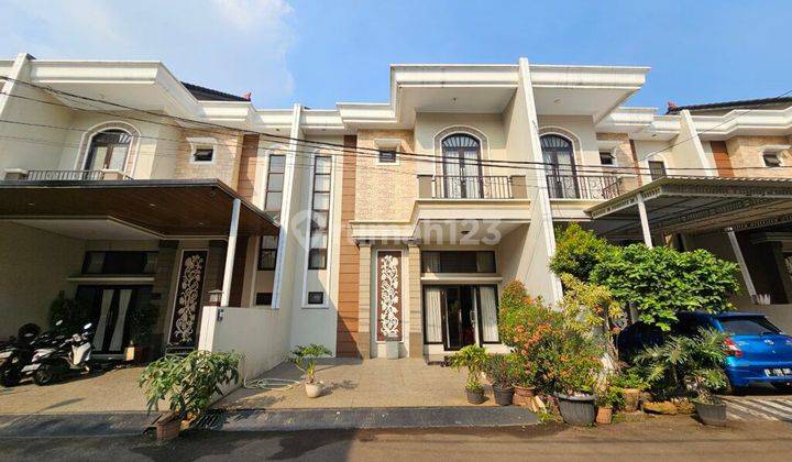 Rumah Mewah Minimalis 2 Lantai Fully Furnished di Cibubur Bekasi

 1