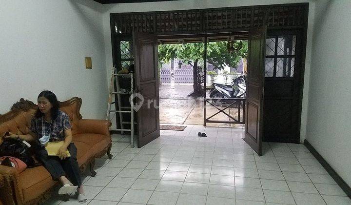 Rumah Tua Lokasi Strategis Depan Jalan Raya Hitung Tanah di Jatibening Bekasi

 2