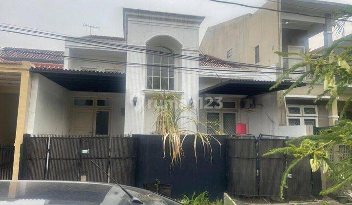 Rumah Cantik Lantai 2 di Jakasampurna Bekasi

 1