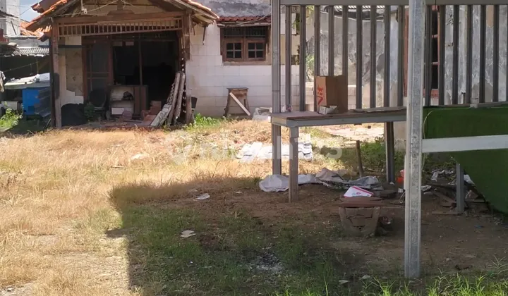 For Sale by the Roadside of Perjuangan Main Road For Sale by the Roadside of Perjuangan Main Road