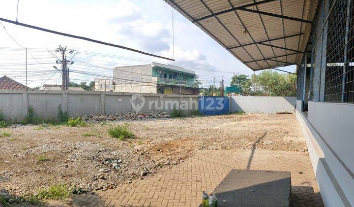 Gudang Siap Pakai di Setu Bekasi

 2