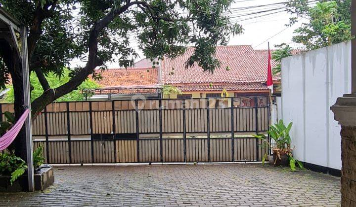 Di Jual Rumah 2 Lantai Strategis Bekasi Kota 2