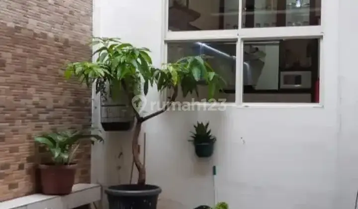 Rumah Siap Huni Di Cluster Victoria Garden Bekasi Selatan 2
