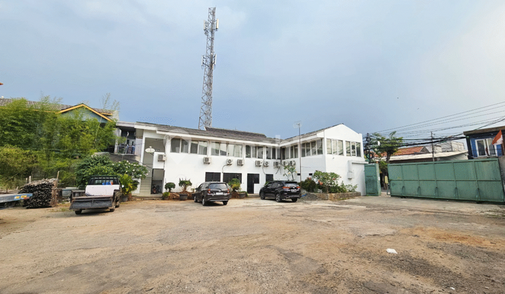 Ready-to-Use Warehouse on Jl. Tipar Cakung, East Jakarta