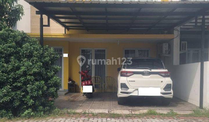 Rumah Cantik Minimalis Siap Huni Bangunan 2 Lantai Lokasi Strategis Di Bekasi Utara

 1