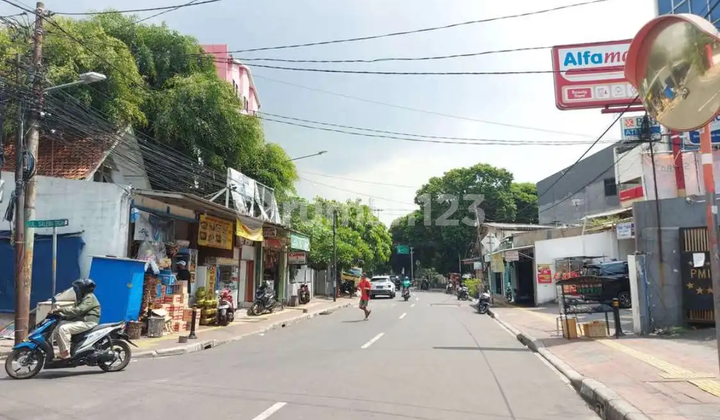 3-Story Shop House on Jalan Salemba Senen, Central Jakarta