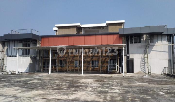 Gedung Perkantoran Strategis Pinggir Jalan Raya Area Jakarta Selatan Gedung Perkantoran Strategis Pinggir Jalan Raya Area Jakarta Selatan