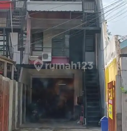Ruko 3 Lantai Di Jalan Salemba Senen Jakarta Pusat