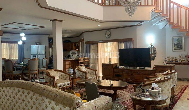 Rumah Mewah Hook Di Villa Delima Lebak Bulus Jakarta Selatan

 2