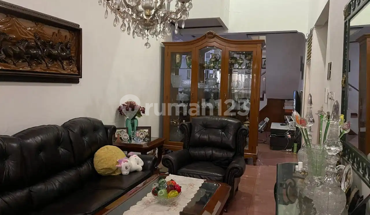 Rumah Dijual 2 Lantai Dekat Taman Gigi Galaxi 2