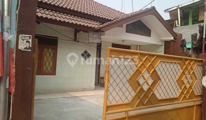 Rumah Kost di Jual Cepat Lokasi Strategis di Kemakmuran Margajaya Bekasi Selatan Rumah Kost di Jual Cepat Lokasi Strategis di Kemakmuran Margajaya Bekasi Selatan