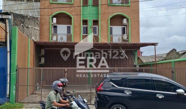 Attached Shop Houses on Pekayon Raya Road, South Bekasi 2