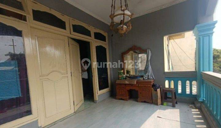 Rumah 2,5 Lantai Di Johar Baru Jakarta Pusat

 2