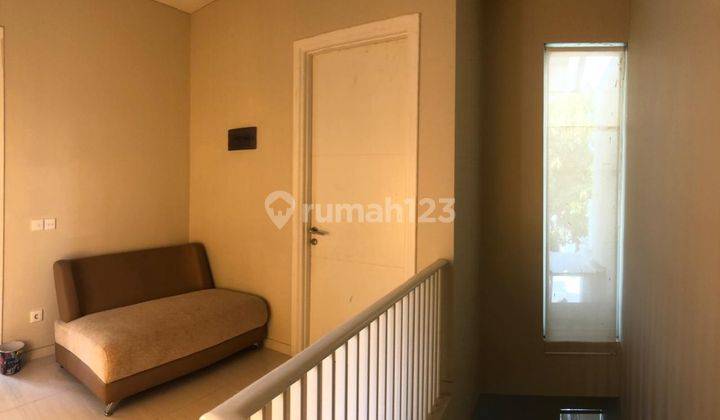 Rumah 2 Lantai Bagus Furnished SHM Wisata Bukit Mas 2 1