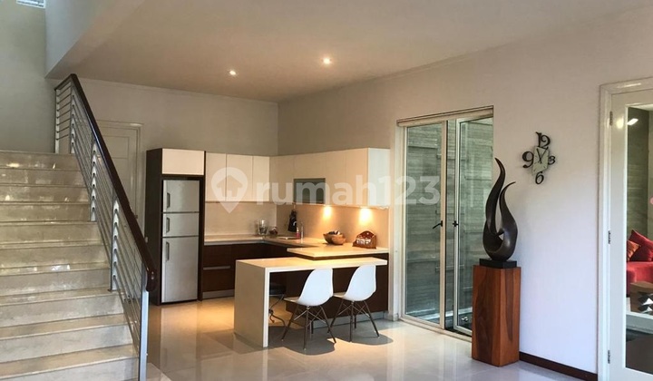 Dijual Rumah Modern Sangat Bagus di Diamond Hill, Citraland