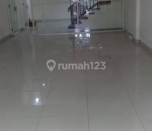 Ruko Siap Huni Baru Renovasi di Raya Bubutan, Surabaya 1