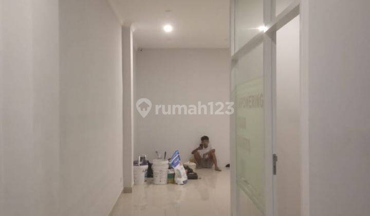 Ruko Tengah Kota di Jalan Argopuro Sby (VV) 2