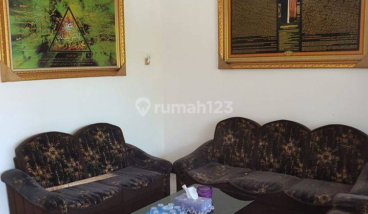 Rumah Bagus di Jalan Tales, Surabaya 1
