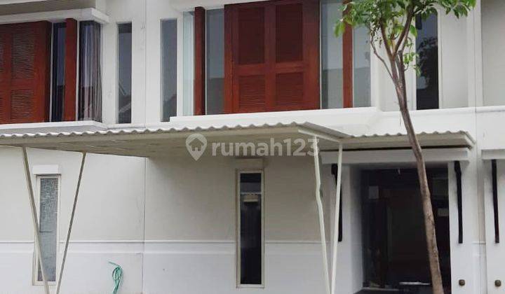 Rumah 2 Lantai Bagus SHM di Grand Harvest, Wiyung Surabaya 1