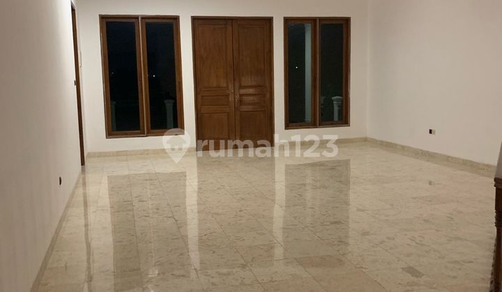 Rumah Siap Huni Di Ampera, Lokasi Tinggi Halaman Luas 2