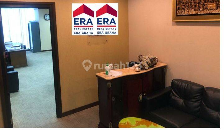 Ruang Kantor Apik, Furnished Jakarta Selatan  2