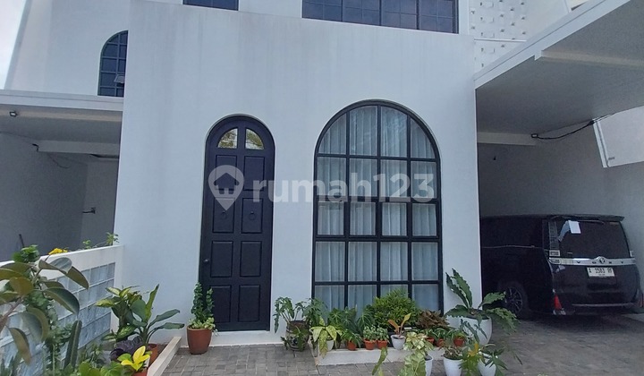 Rumah Baru, Dalam Kompleks, Ada 2 Pavilion.  1