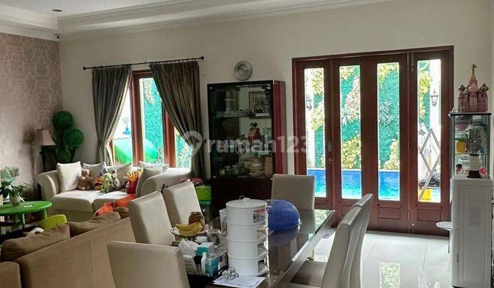 Rumah Jakarta Selatan, Dalam Cluster Firnished Dilengkapi Kolam Renang 1