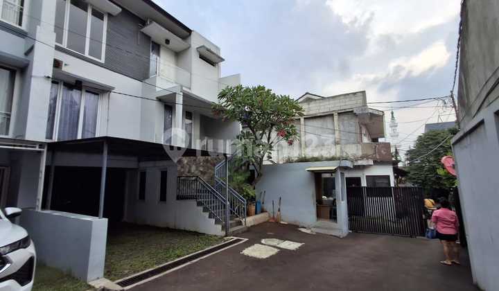 Rumah Dalam Mini Cluster di Cilandak Jakarta Selatan