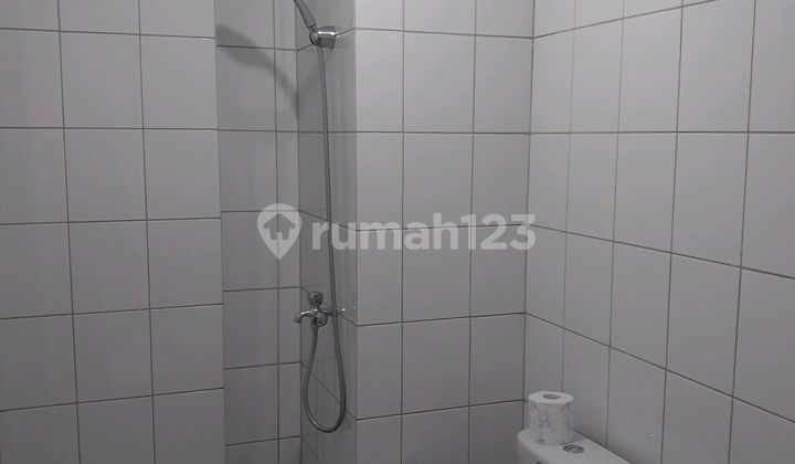 Unit Apartemen di Lantai Favourite Samping Internation School 2