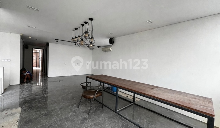 House for Rent in Hang Lekir, South Jakarta House for Rent in Hang Lekir, South Jakarta