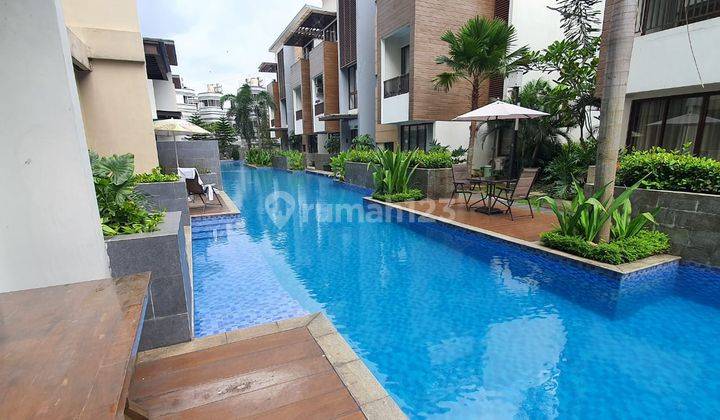 Apartemen Asatti Vanya Park 3BR Loft langsung hadap kolam renang 2