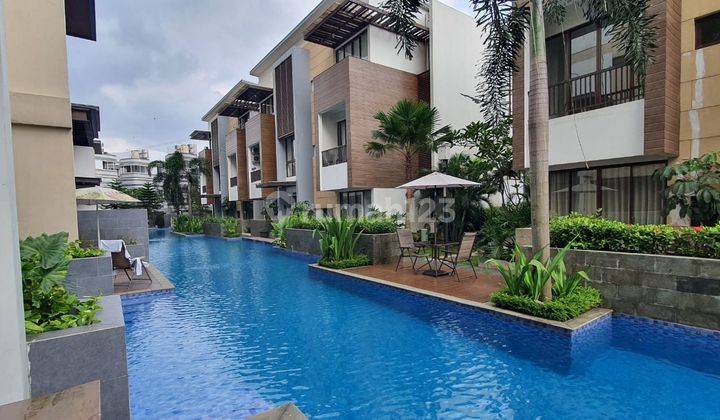 Apartemen Asatti Vanya Park 3BR Loft langsung hadap kolam renang 1