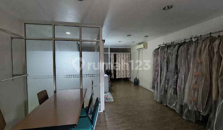 Sell Cheap 3-Storey Shop House in Wtc Matahari Serpong Mall 2