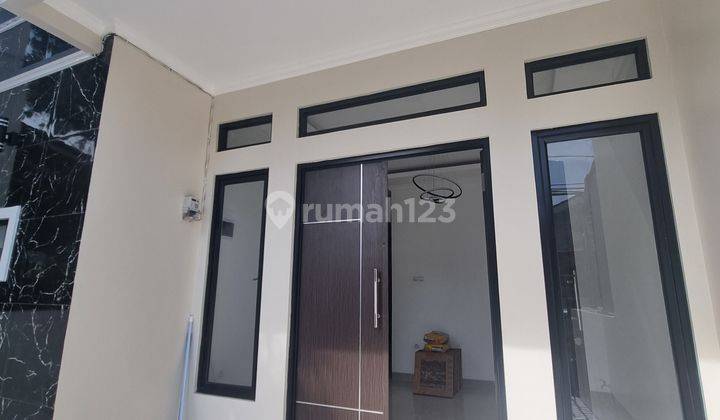 Rumah 2 Lantai Bagus SHM di Regency Melati Mas, Tangerang Selatan 1