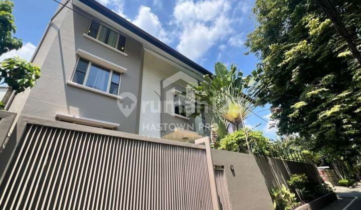 Rumah di Widya Chandra Scbd Jakarta Selatan Rumah di Widya Chandra Scbd Jakarta Selatan